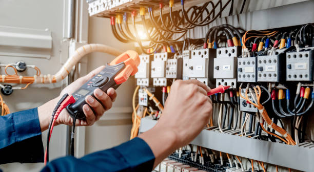 Best Licensed Electrician  in Minneapolis, MN
